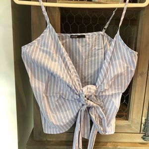 Super cute blouse worn once size SMALL